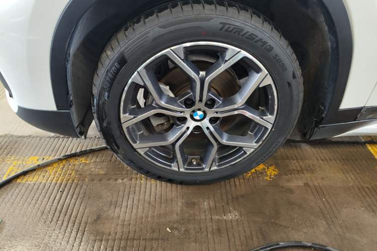 Used BMW X1 2021 sDrive20Li Premium Edition Left Front Wheel Hub
