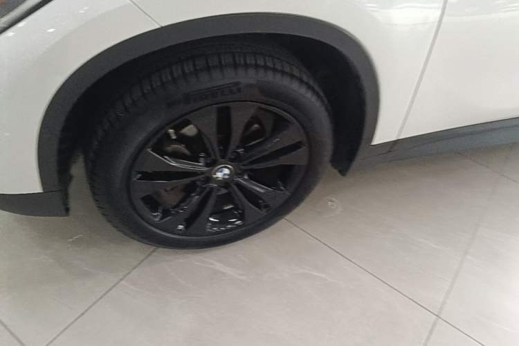Used BMW X1 2021 Restyled sDrive20Li Fashion Version Left Front Wheel Hub