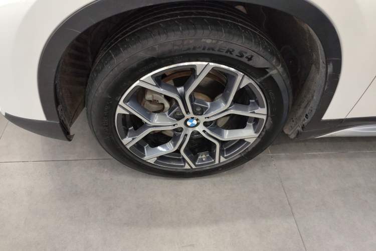 Used BMW X1 2021 sDrive20Li Premium Edition Left Front Wheel Hub