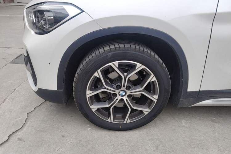 Used BMW X1 2021 Restyled sDrive20Li Premium Edition Left Front Wheel Hub