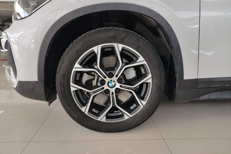 Used BMW X1 2021 Restyled sDrive25Li Leading Edition Left Front Wheel Hub