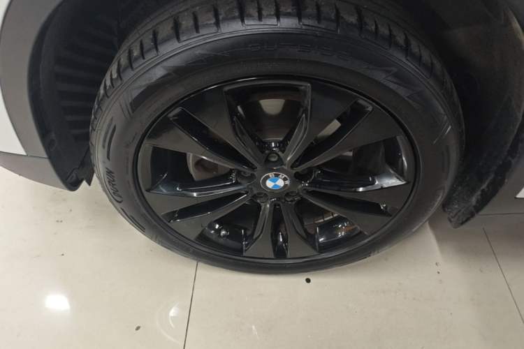 Used BMW X1 2021 sDrive20Li Fashion Model Left Front Wheel Hub