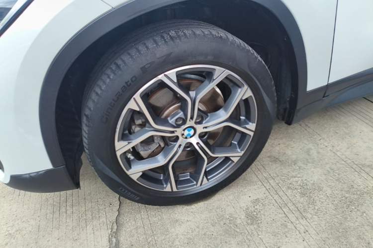 Used BMW X1 2021 sDrive25Li Leading Model Left Front Wheel Hub