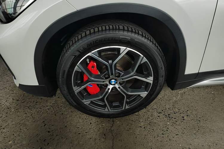 Used BMW X1 2021 Restyled sDrive20Li Premium Edition Left Front Wheel Hub