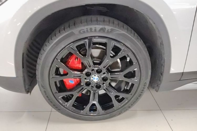 Used BMW X1 2021 Revised xDrive25Li Premium Edition Left Front Wheel Hub