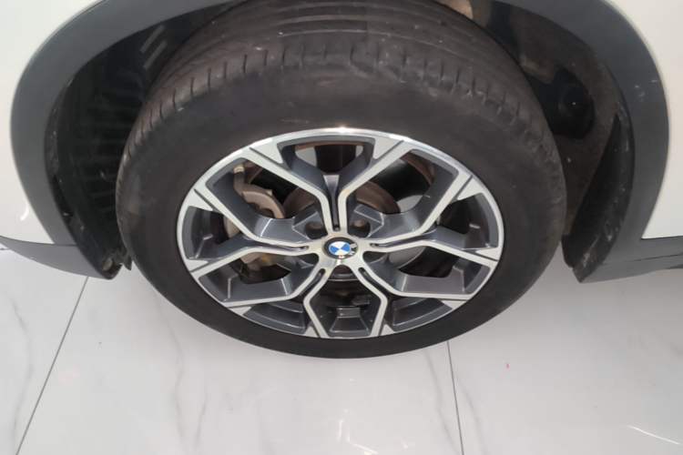 Used BMW X1 2021 sDrive25Li Leading Model Left Front Wheel Hub