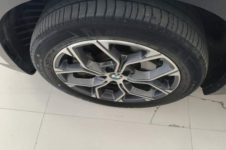 Used BMW X1 2021 Restyled sDrive25Li Leading Edition Left Front Wheel Hub
