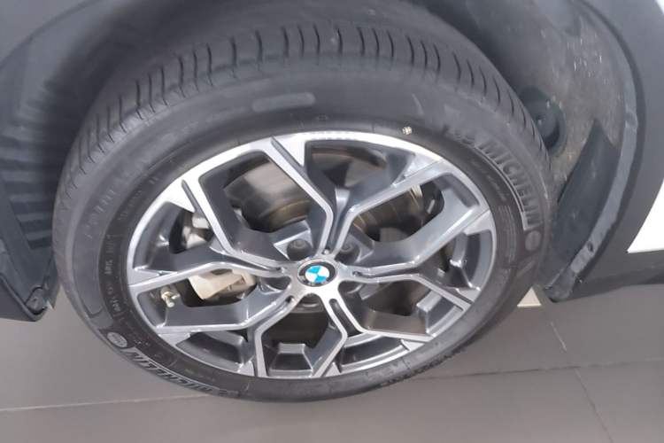 Used BMW X1 2021 sDrive25Li Leading Model Left Front Wheel Hub