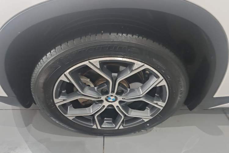 Used BMW X1 2021 sDrive20Li Premium Edition Left Front Wheel Hub