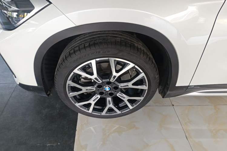 Used BMW X1 2021 xDrive25Li Luxury Model Left Front Wheel Hub