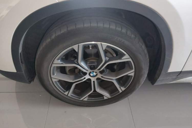 Used BMW X1 2021 sDrive20Li Premium Edition Left Front Wheel Hub