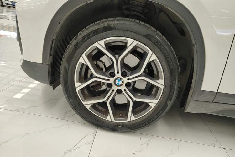 Used BMW X1 2021 sDrive25Li Leading Model Left Front Wheel Hub