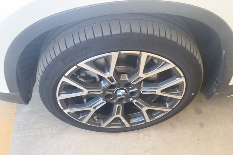 Used BMW X1 2021 xDrive25Li Luxury Model Left Front Wheel Hub