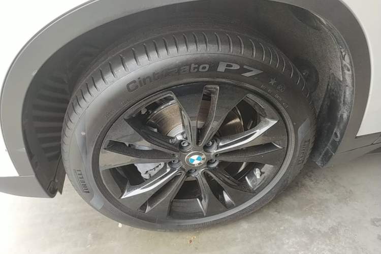 Used BMW X1 2021 Restyled sDrive20Li Fashion Version Left Front Wheel Hub