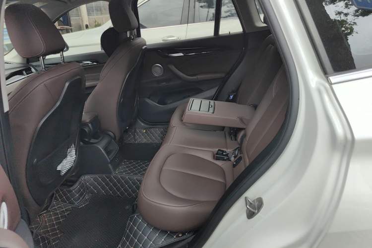 Used BMW X1 2021 sDrive20Li Fashion Model Left Rear Seat