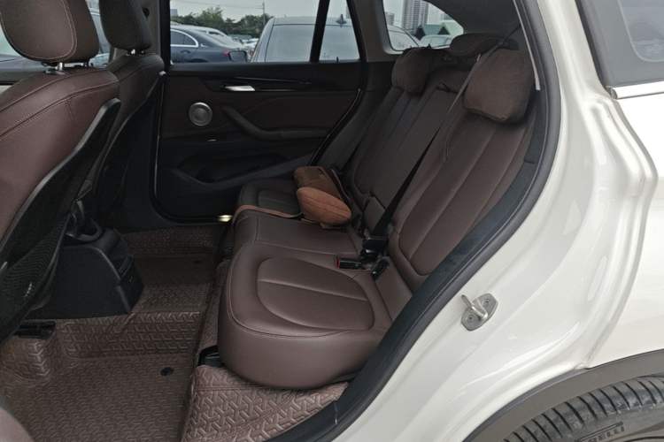 Used BMW X1 2021 sDrive20Li Fashion Model Left Rear Seat