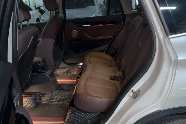 Used BMW X1 2021 sDrive20Li Fashion Model Left Rear Seat