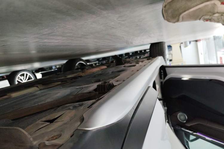Used BMW X1 2021 Revised xDrive25Li Premium Edition Left Side Sill