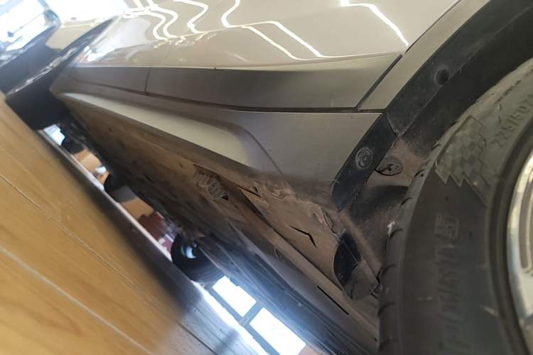 Used BMW X1 2021 Restyled sDrive25Li Leading Edition Left Side Sill