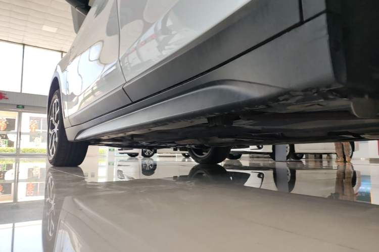 Used BMW X1 2021 Restyled sDrive25Li Leading Edition Left Side Sill
