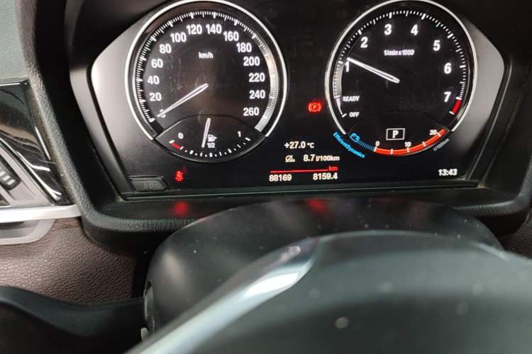 Used BMW X1 2021 Restyled sDrive20Li Fashion Version Odometer Close Up