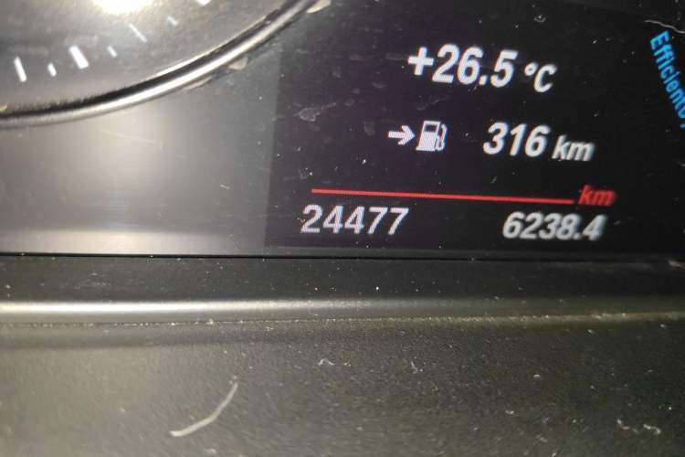 Used BMW X1 2021 Restyled sDrive20Li Fashion Version Odometer Close Up