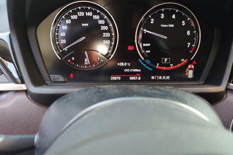 Used BMW X1 2021 sDrive25Li Leading Model Odometer Close Up