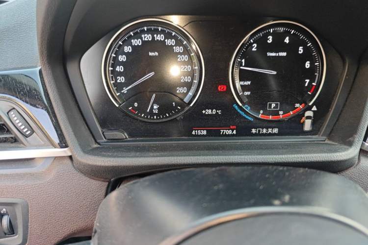 Used BMW X1 2021 sDrive25Li Leading Model Odometer Close Up