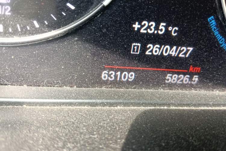 Used BMW X1 2021 sDrive20Li Fashion Model Odometer Close Up