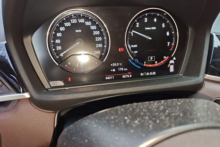 Used BMW X1 2021 sDrive20Li Premium Edition Odometer Close Up