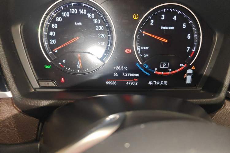 Used BMW X1 2021 sDrive20Li Fashion Model Odometer Close Up