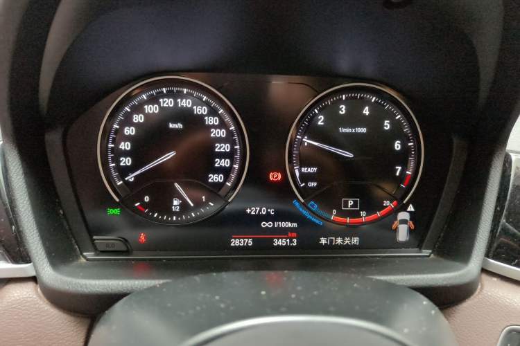 Used BMW X1 2021 sDrive25Li Leading Model Odometer Close Up