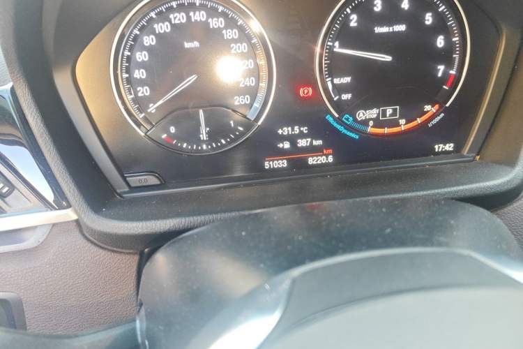 Used BMW X1 2021 sDrive20Li Fashion Model Odometer Close Up