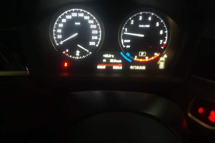 Used BMW X1 2021 sDrive25Li Leading Model Odometer Close Up