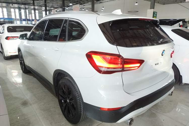 Used BMW X1 2021 sDrive20Li Fashion Model Rear Left 45 Deg