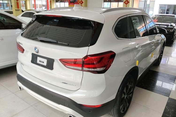 Used BMW X1 2021 sDrive20Li Fashion Model Rear Right 45 Deg
