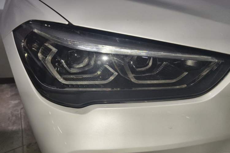Used BMW X1 2021 Restyled sDrive25Li Leading Edition Right Front Headlight