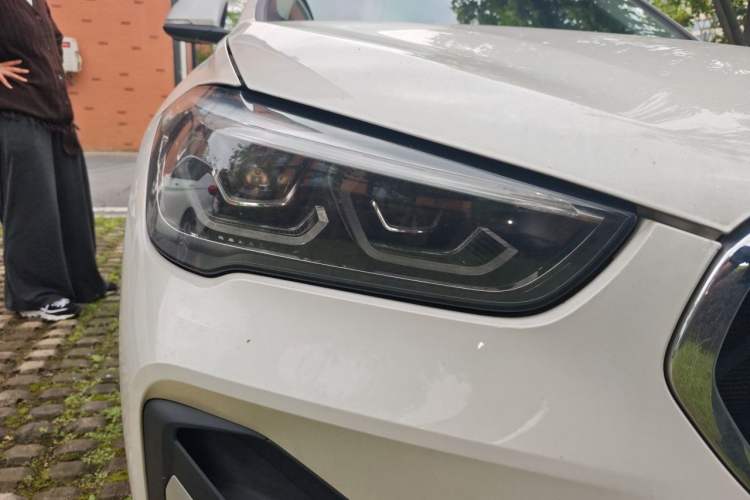 Used BMW X1 2021 sDrive20Li Premium Edition Right Front Headlight