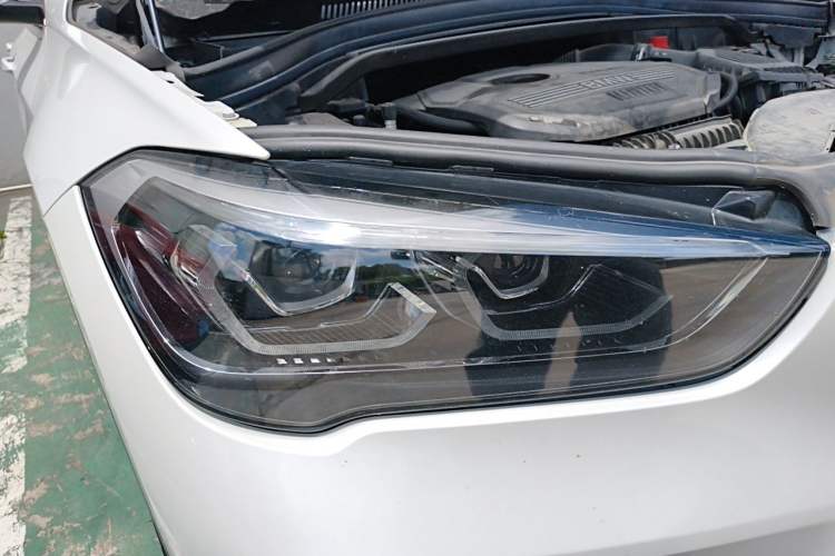 Used BMW X1 2021 sDrive20Li Fashion Model Right Front Headlight