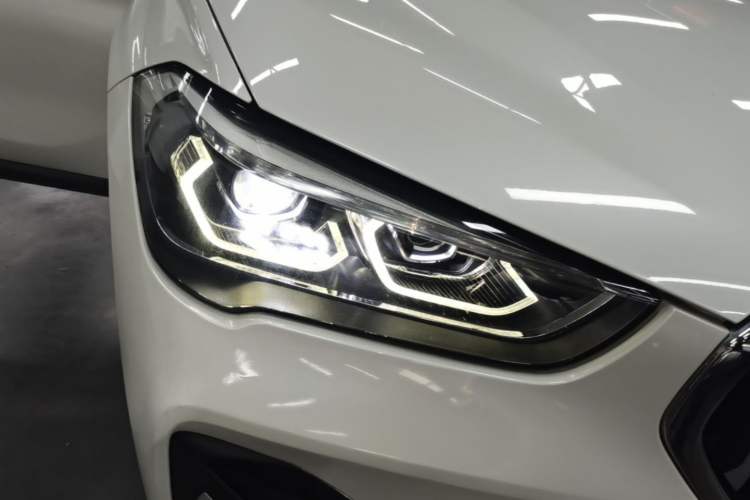Used BMW X1 2021 sDrive20Li Premium Edition Right Front Headlight