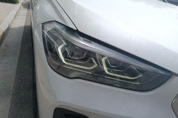 Used BMW X1 2021 sDrive20Li Fashion Model Right Front Headlight