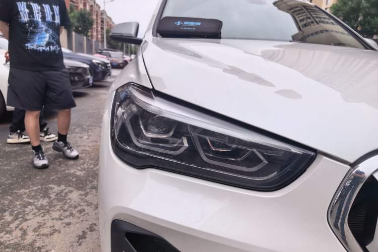 Used BMW X1 2021 sDrive20Li Premium Edition Right Front Headlight