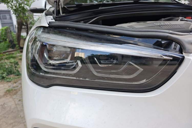 Used BMW X1 2021 Restyled sDrive25Li Leading Edition Right Front Headlight