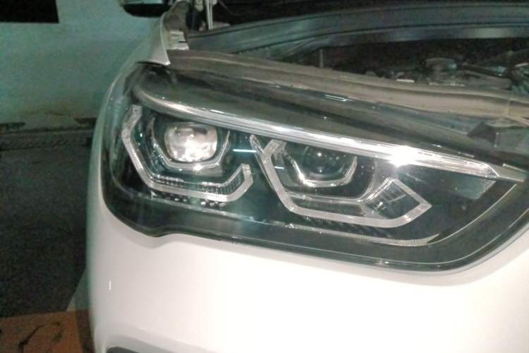 Used BMW X1 2021 xDrive25Li Luxury Model Right Front Headlight