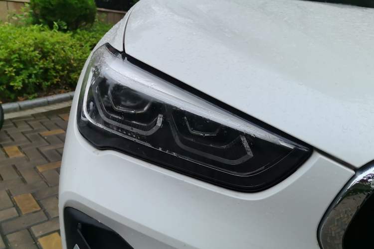 Used BMW X1 2021 sDrive20Li Premium Edition Right Front Headlight