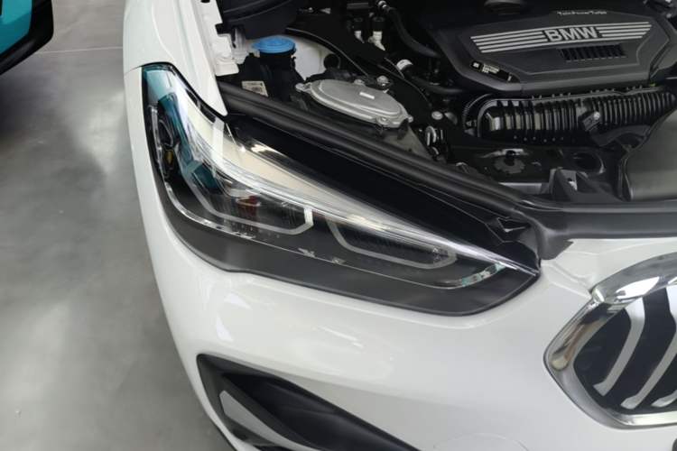 Used BMW X1 2021 xDrive25Li Luxury Model Right Front Headlight