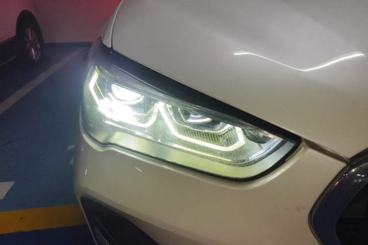 Used BMW X1 2021 sDrive20Li Premium Edition Right Front Headlight