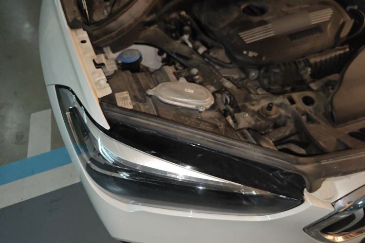 Used BMW X1 2021 sDrive20Li Premium Edition Right Front Headlight