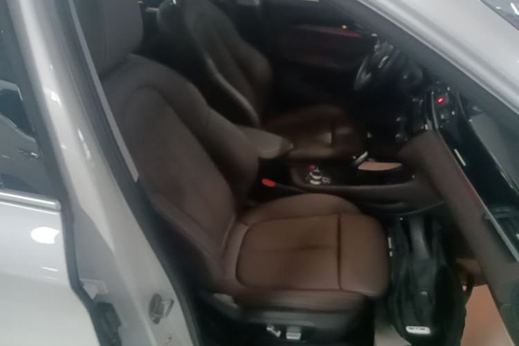 Used BMW X1 2021 Restyled sDrive25Li Leading Edition Right Front Seat