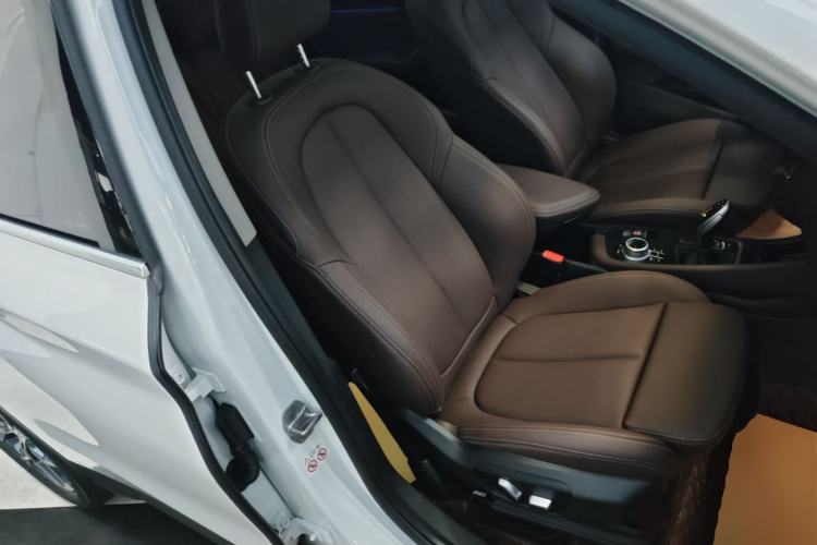 Used BMW X1 2021 sDrive25Li Leading Model Right Front Seat